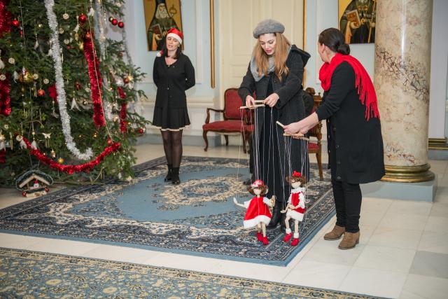 Colindători la Reședința Mitropolitană - Facultatea de Teatru, Secția Păpuși