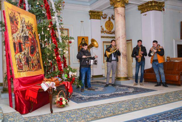 Colindători la Reședința Mitropolitană - Grupul Moldavian Brass