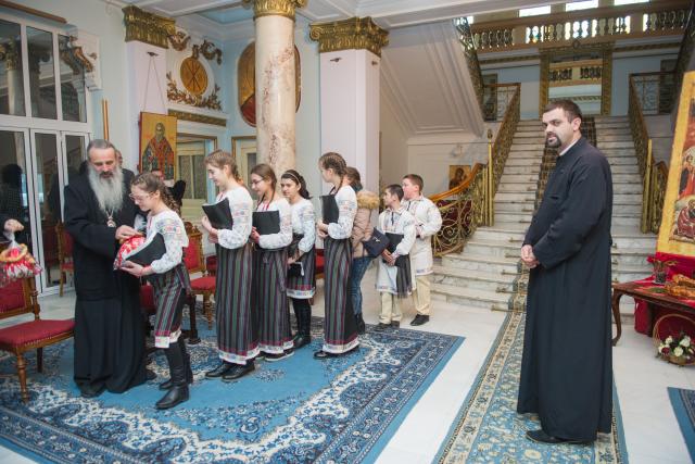 Colindători la Reședința Mitropolitană - Parohia Bâcu, Iaşi