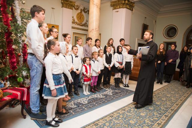 Colindători la Reședința Mitropolitană - Parohia Movileni, Iaşi