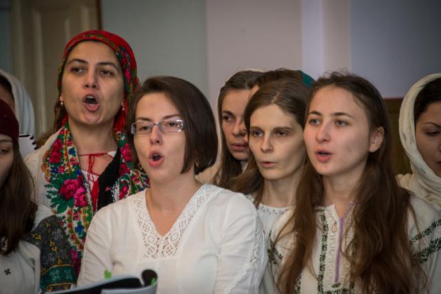 Colindători la Reședința Mitropolitană - Parohia Talpalari