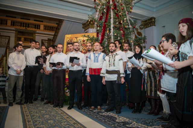 Colindători la Reședința Mitropolitană - Parohia Talpalari