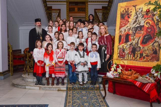 Colindători la Reședința Mitropolitană - Școala Varlaam