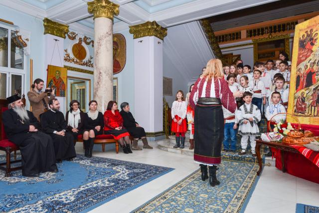 Colindători la Reședința Mitropolitană - Școala Varlaam