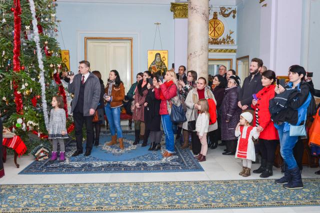 Colindători la Reședința Mitropolitană - Școala Varlaam