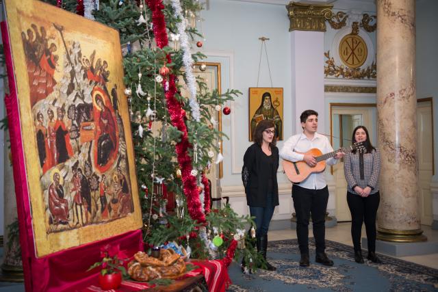 Colindători la Reședința Mitropolitană - Trio, Universitatea de Arte „George Enescu”, Iași