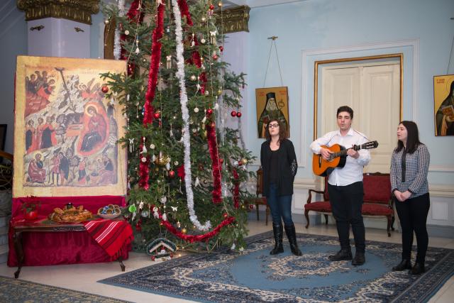 Colindători la Reședința Mitropolitană - Trio, Universitatea de Arte „George Enescu”, Iași