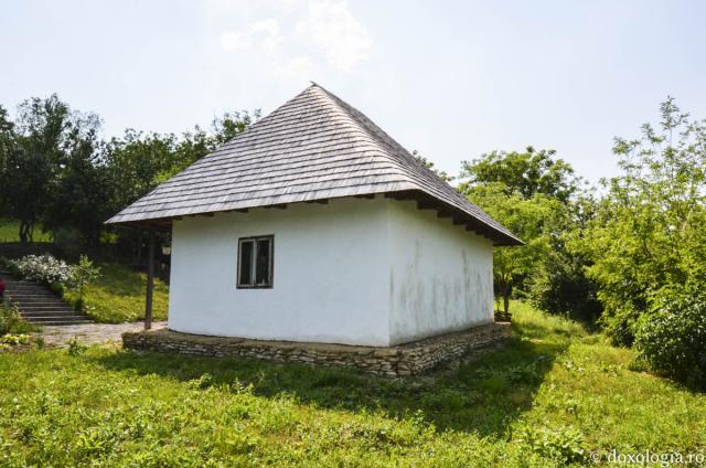 (Foto) Casa memorială a Sfântului Ioan Iacob Hozevitul 