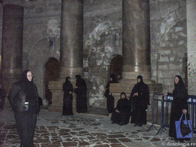 Noaptea la Mormântului Domnului din Ierusalim (galerie FOTO)