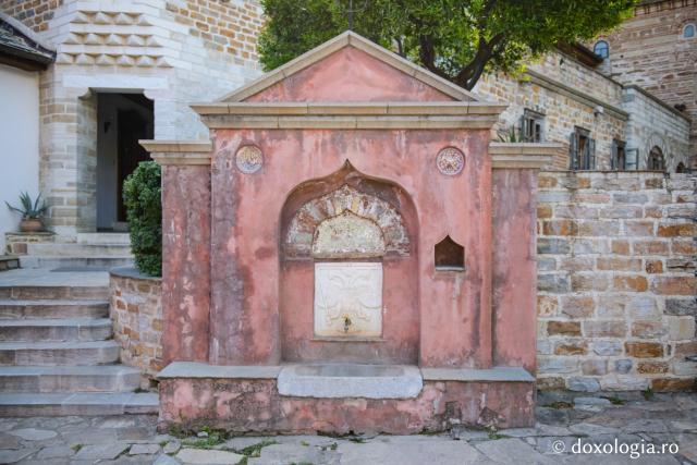 (Foto) Mănăstirea Xenofont – ctitorie a domnitorului Matei Basarab