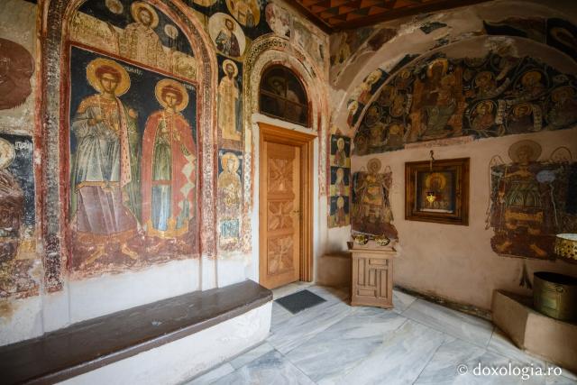 (Foto) Mănăstirea Xenofont – ctitorie a domnitorului Matei Basarab