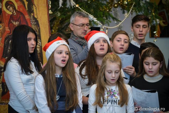 Colindători la Reședința Mitropolitană 2016 - Parohia Moimești-Popricani