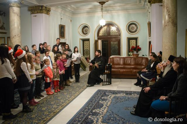 Colindători la Reședința Mitropolitană 2016 - Parohia Moimești-Popricani