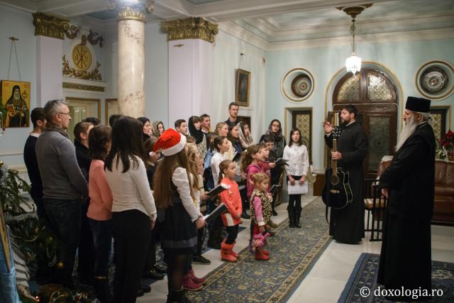 Colindători la Reședința Mitropolitană 2016 - Parohia Moimești-Popricani