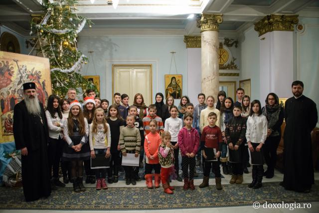 Colindători la Reședința Mitropolitană 2016 - Parohia Moimești-Popricani