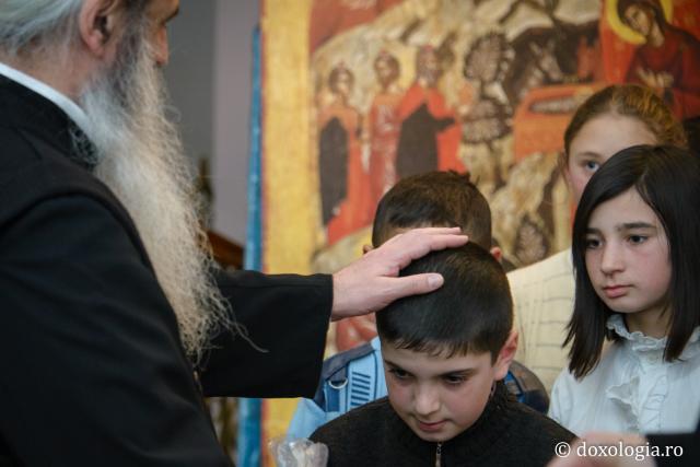 Colindători la Reședința Mitropolitană 2016 - Parohia Moimești-Popricani