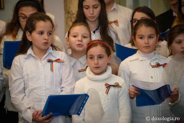 Colindători la Reședința Mitropolitană 2016 - Parohia Orzeni