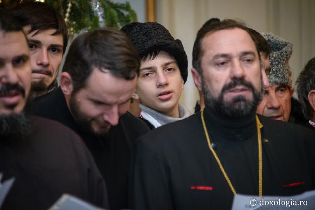 Colindători la Reședința Mitropolitană 2016 - Grup de colindători din Basarabia