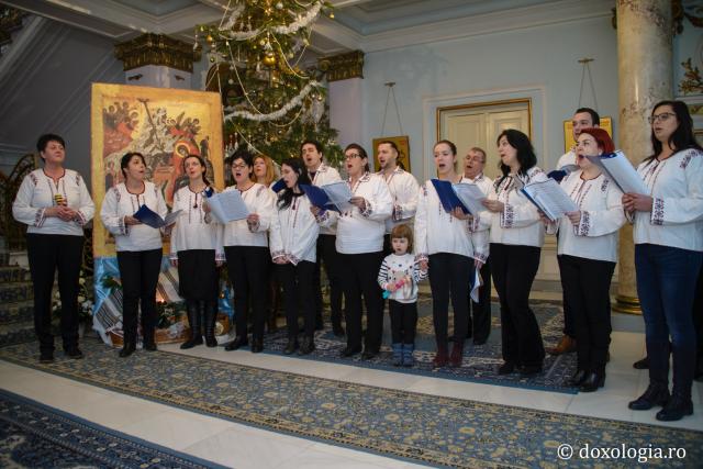 Colindători la Reședința Mitropolitană 2016 - Corul profesorilor de la Colegiul Național „Octav Băncilă”