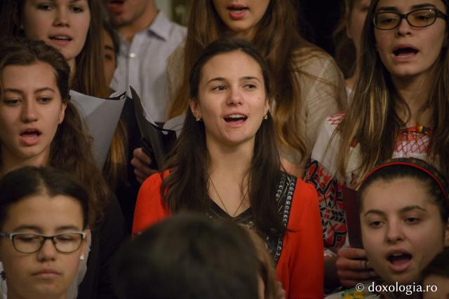 Colindători la Reședința Mitropolitană 2016 - Voluntarii Pro Vita Iași