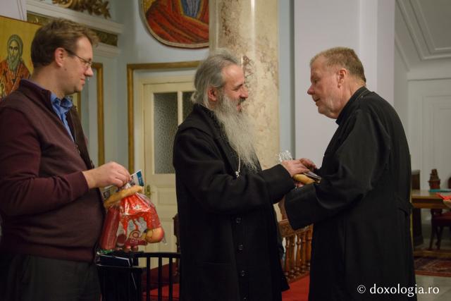 Colindători la Reședința Mitropolitană 2016 - Voluntarii Pro Vita Iași