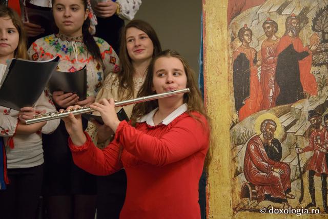 Colindători la Reședința Mitropolitană 2016 - Voluntarii Pro Vita Iași