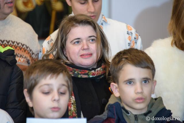 Colindători la Reședința Mitropolitană 2016 - APOR Iași