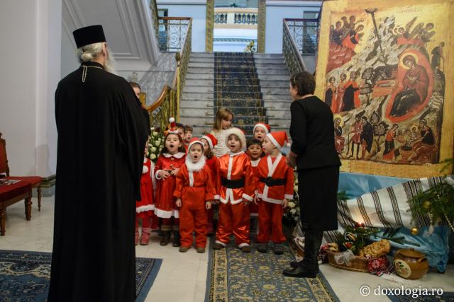 Colindători la Reședința Mitropolitană 2016 - Grădinița 25 din Iași