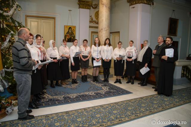 Colindători la Reședința Mitropolitană 2016 - Parohia Movileni