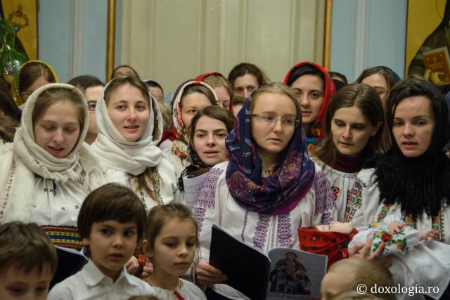 Colindători la Reședința Mitropolitană 2016 - Parohia Talpalari