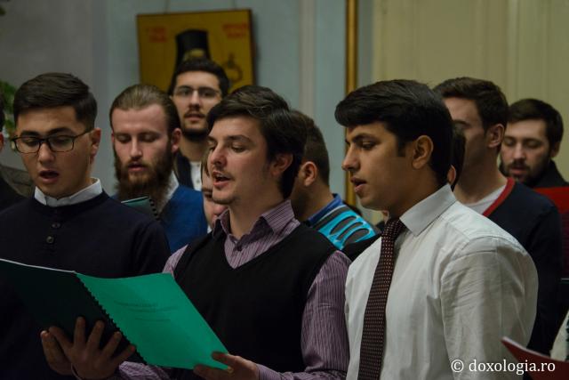 Colindători la Reședința Mitropolitană 2016 - Studenții de la Facultatea de Teologie, anul II