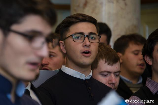 Colindători la Reședința Mitropolitană 2016 - Studenții de la Facultatea de Teologie, anul II
