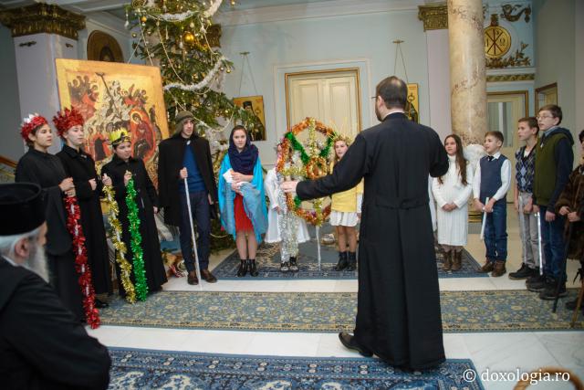 Colindători la Reședința Mitropolitană 2016 - Parohia Movileni