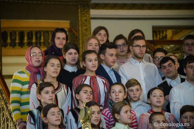 Colindători la Reședința Mitropolitană 2016 - Parohia Zvornești