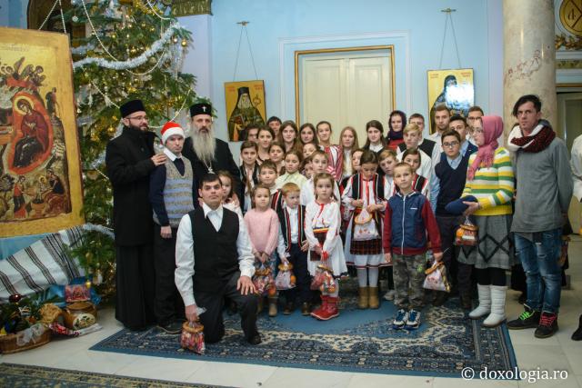 Colindători la Reședința Mitropolitană 2016 - Parohia Zvornești