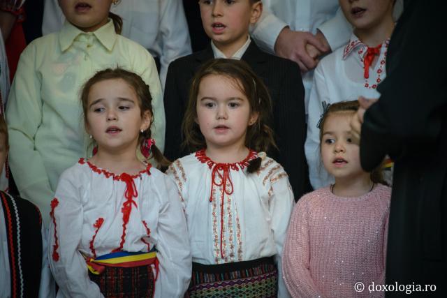 Colindători la Reședința Mitropolitană 2016 - Parohia Zvornești