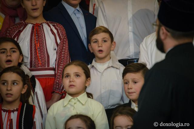 Colindători la Reședința Mitropolitană 2016 - Parohia Zvornești