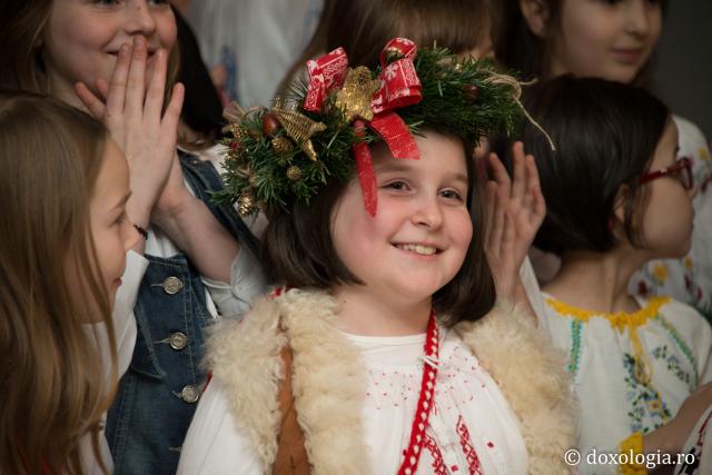 Colindători la Reședința Mitropolitană 2016 - Colegiul Sfântul Nicolae din Iași