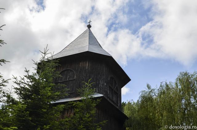 (Foto) Mănăstirea Guranda - un lăcaș ridicat cu ajutorul foştilor luptători de pe front