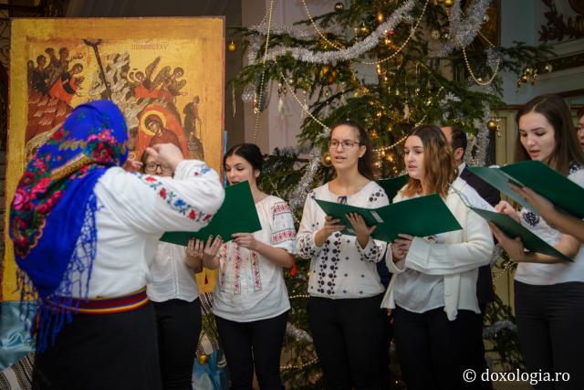 Colindători la Reședința Mitropolitană 2016 - Parohia Sfântul Prooroc Daniel, Iași