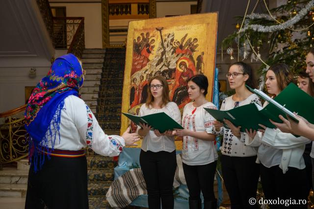 Colindători la Reședința Mitropolitană 2016 - Parohia Sfântul Prooroc Daniel, Iași