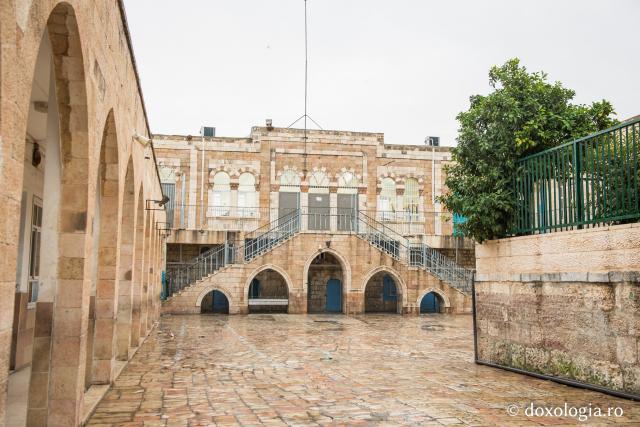 (Foto) Fortăreața Antonia – Locul condamnării la moarte a Mântuitorului Hristos