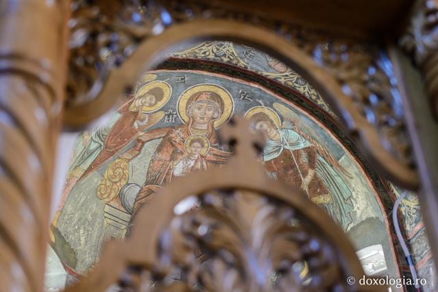 Mănăstirea sârbească de la Bezdin (galerie FOTO)