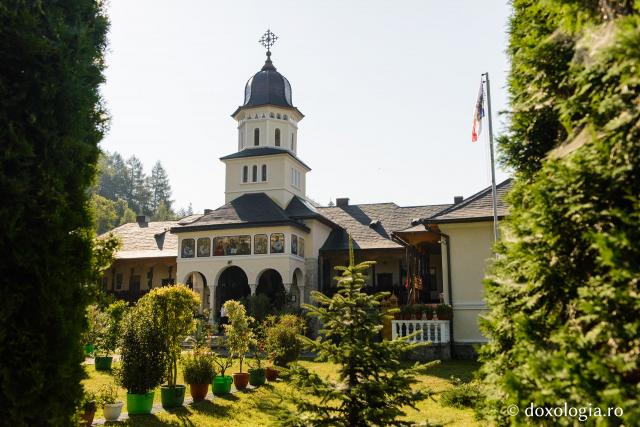 (Foto) Mănăstirea Toplița – ctitoria Patriarhului Miron Cristea