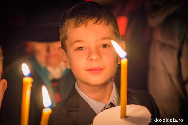 (Foto) Noaptea Sfintelor Paști la Catedrala Mitropolitană din Iași