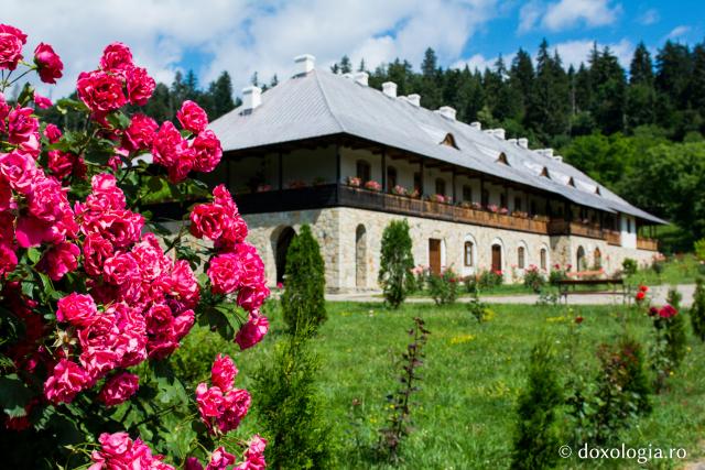 Mănăstirea de pe valea pârâului Almaș 