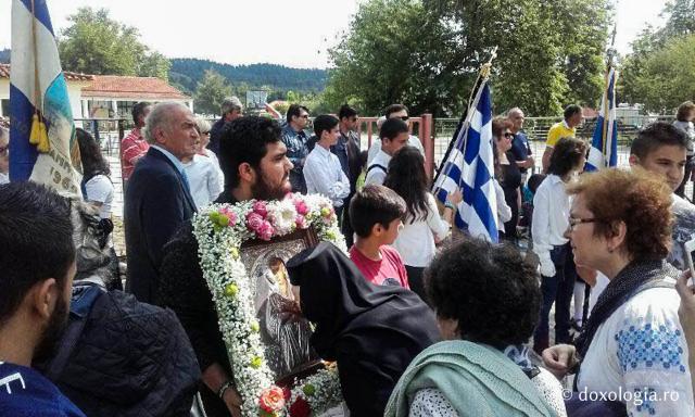 (Foto) Bucurie la hramul Sfântului Ioan Rusul – Prokopion, insula Evvia (Grecia) – 27 mai 2017