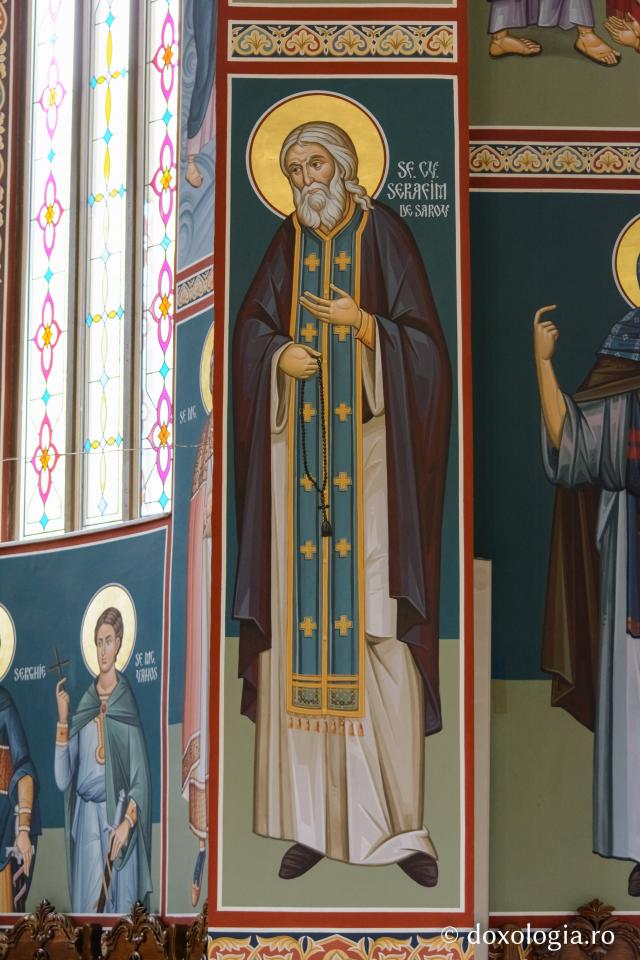 (Foto) Pictura Bisericii „Izvorul Tămăduirii” a Mănăstirii Sihăstria Putnei