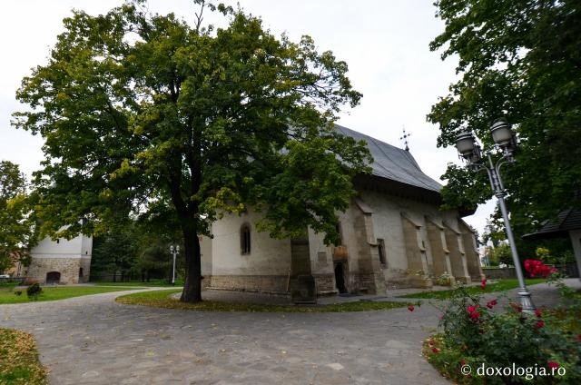 Mănăstirea Bogdana – locul unde se află cea mai veche biserică de piatră din Moldova / Foto: Bogdan Zamfirescu Mănăstirea Bogdana