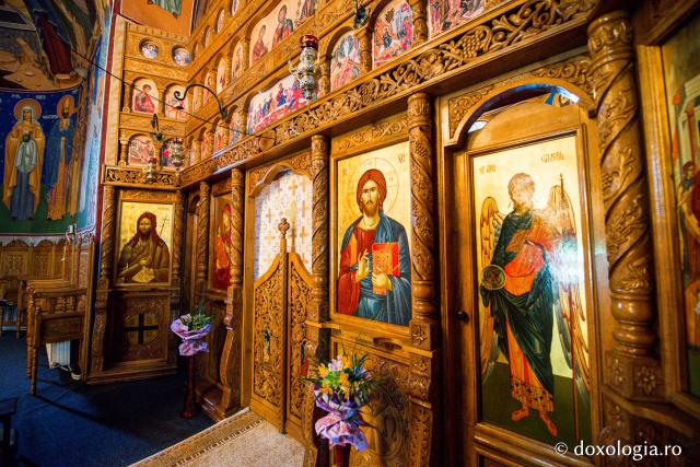 (Foto) Liniștea și pacea de la Mănăstirea Dumbrăvele